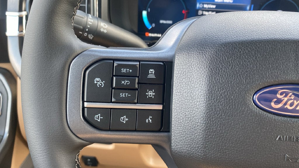 2027 Ford F-350SD Lariat