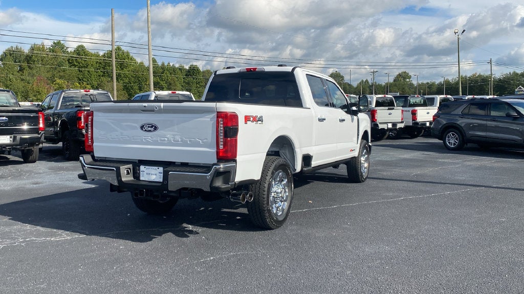 2027 Ford F-350SD Lariat