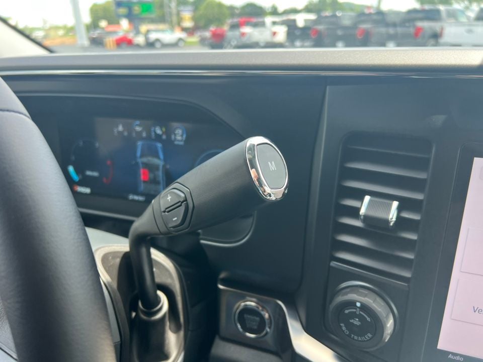 2025 Ford F-350SD Lariat