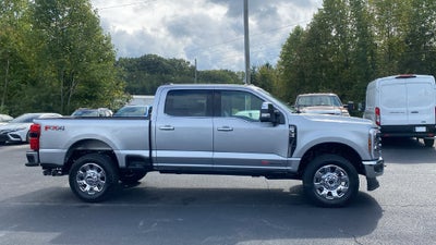 2027 Ford F-350SD Lariat