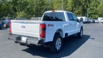2027 Ford F-350SD Lariat