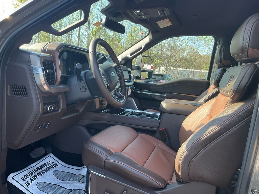 2026 Ford F-350SD King Ranch Sportsman Pkg.