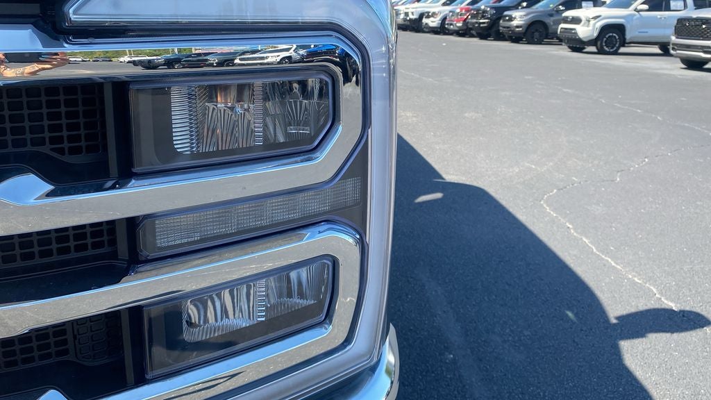 2025 Ford F-350SD Lariat