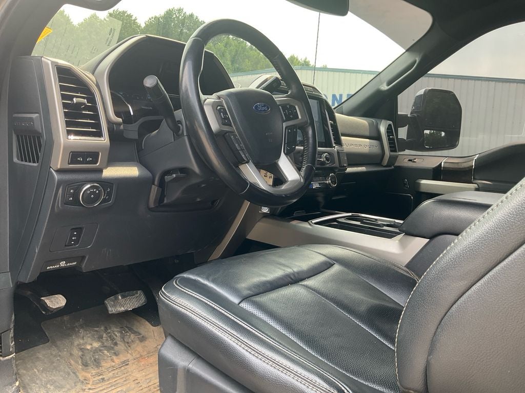 2022 Ford F-350SD Lariat