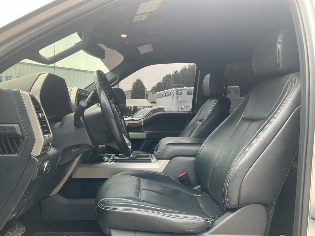 2022 Ford F-350SD Lariat