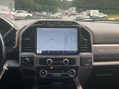 2022 Ford F-350SD Lariat