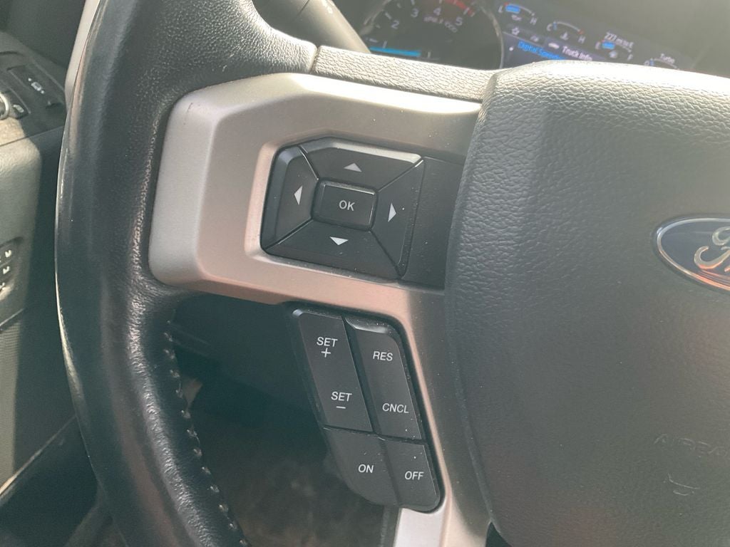 2022 Ford F-350SD Lariat