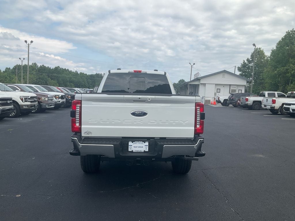 2026 Ford F-350SD Lariat