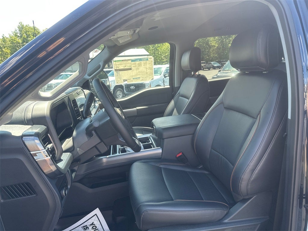 2025 Ford F-350SD Lariat