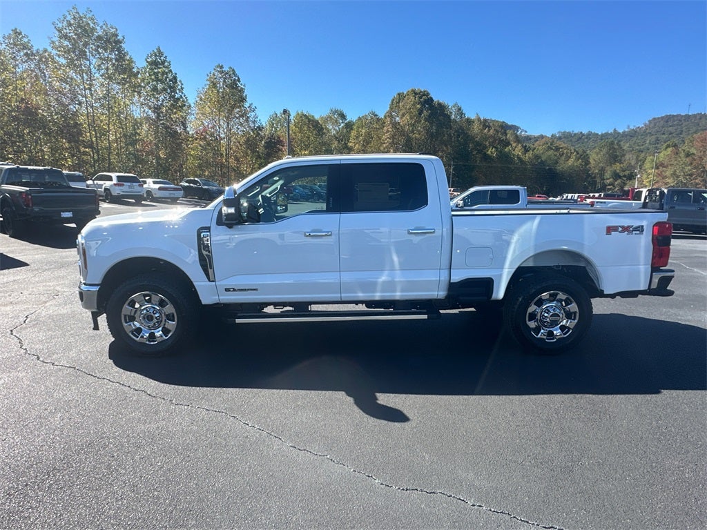 2026 Ford F-350SD Lariat