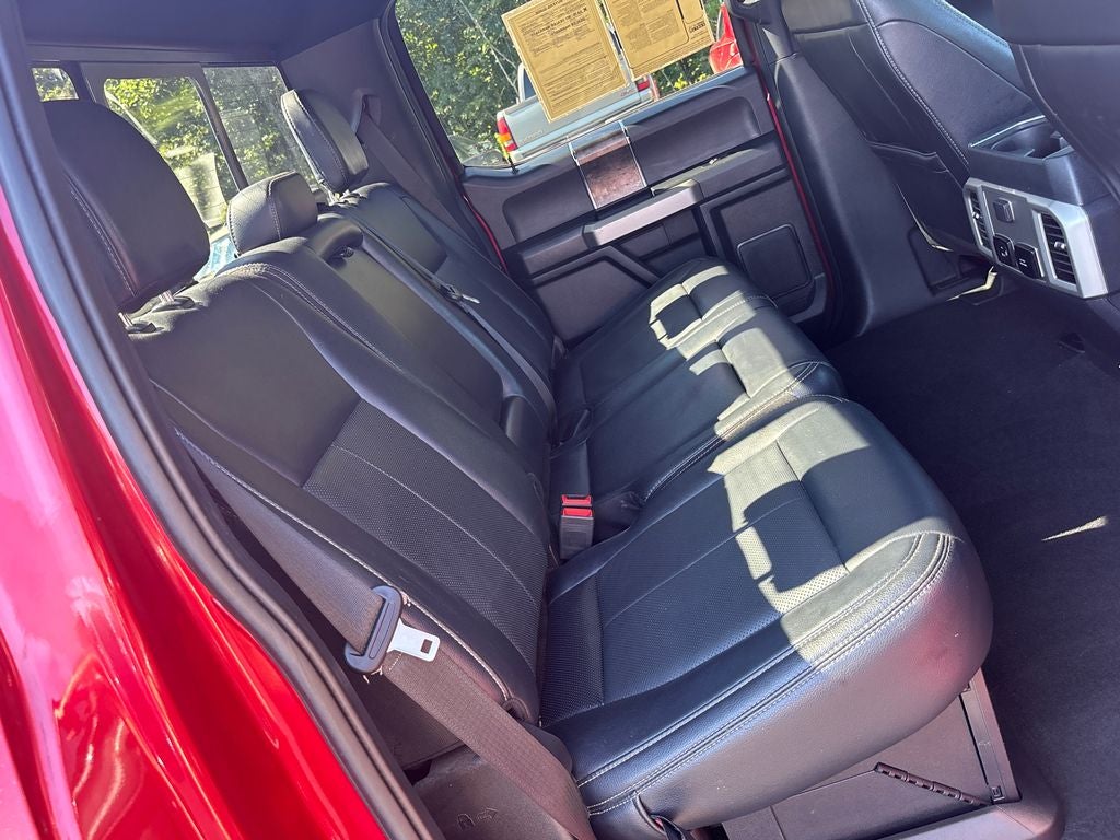 2022 Ford F-350SD Lariat