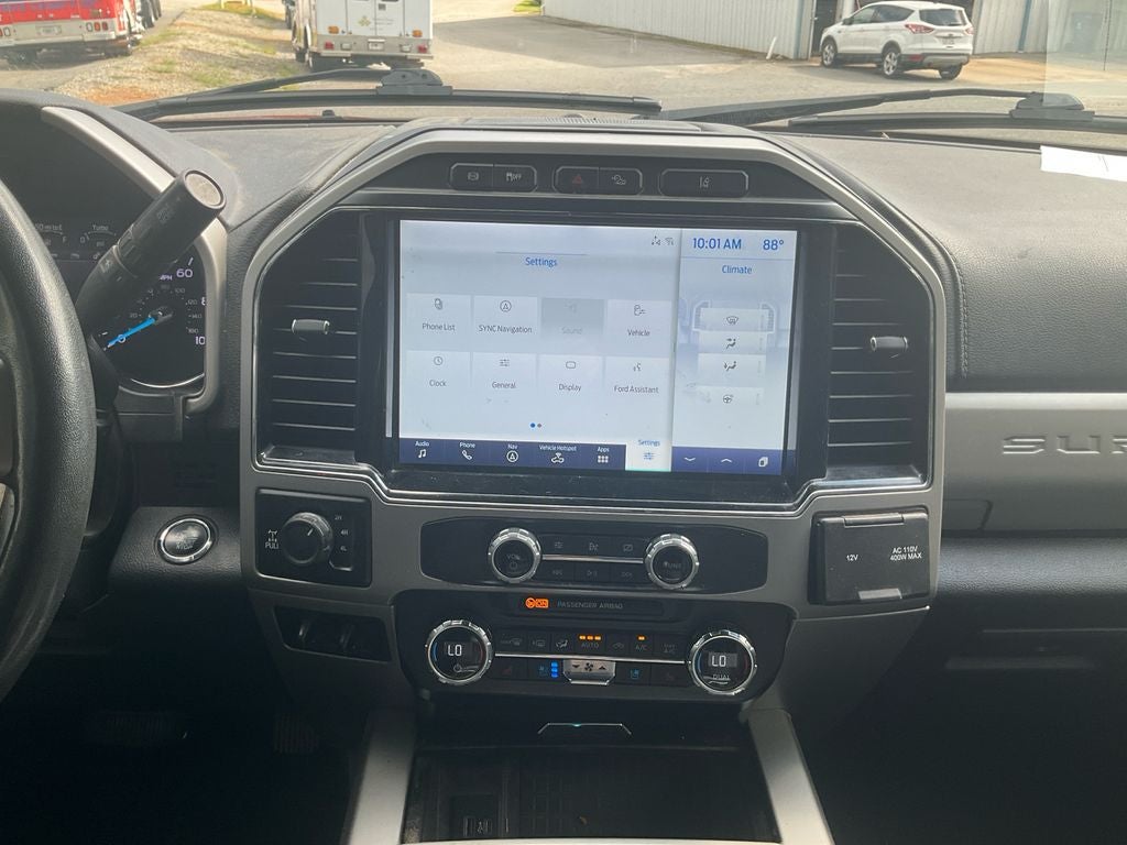 2022 Ford F-350SD Lariat
