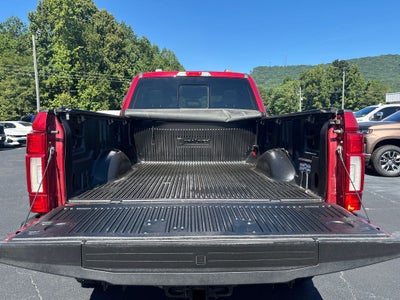 2022 Ford F-350SD Lariat