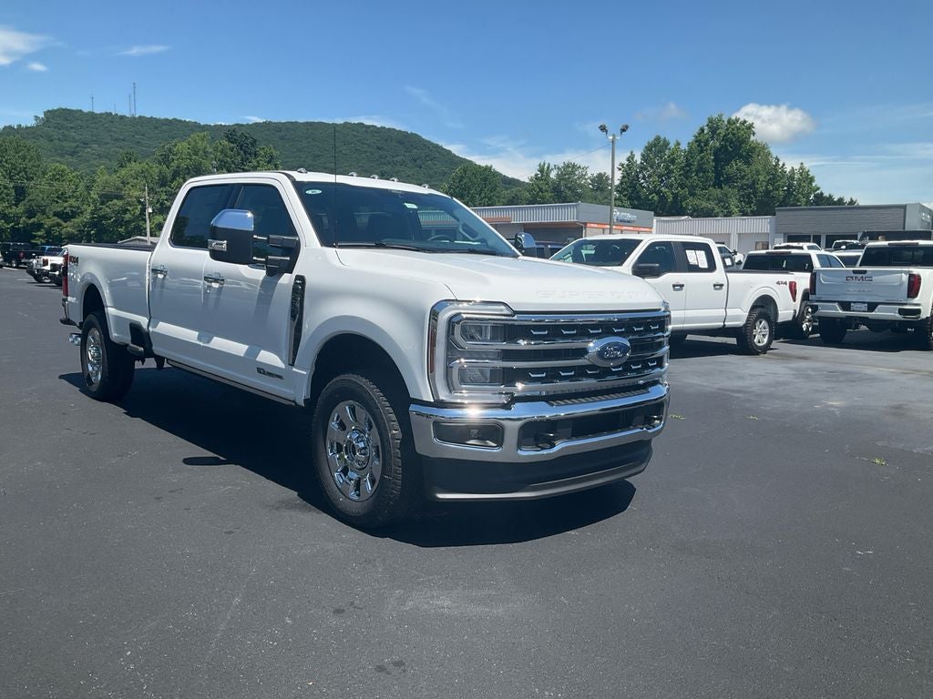 2026 Ford F-350SD Lariat