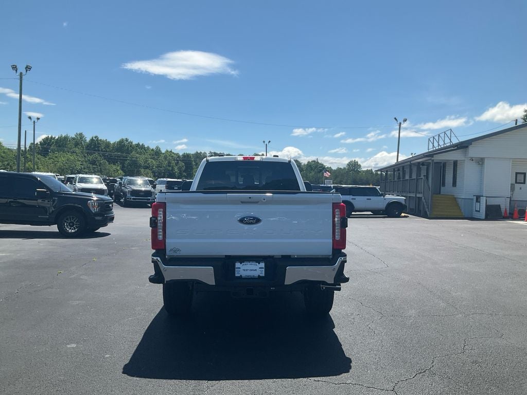 2026 Ford F-350SD Lariat