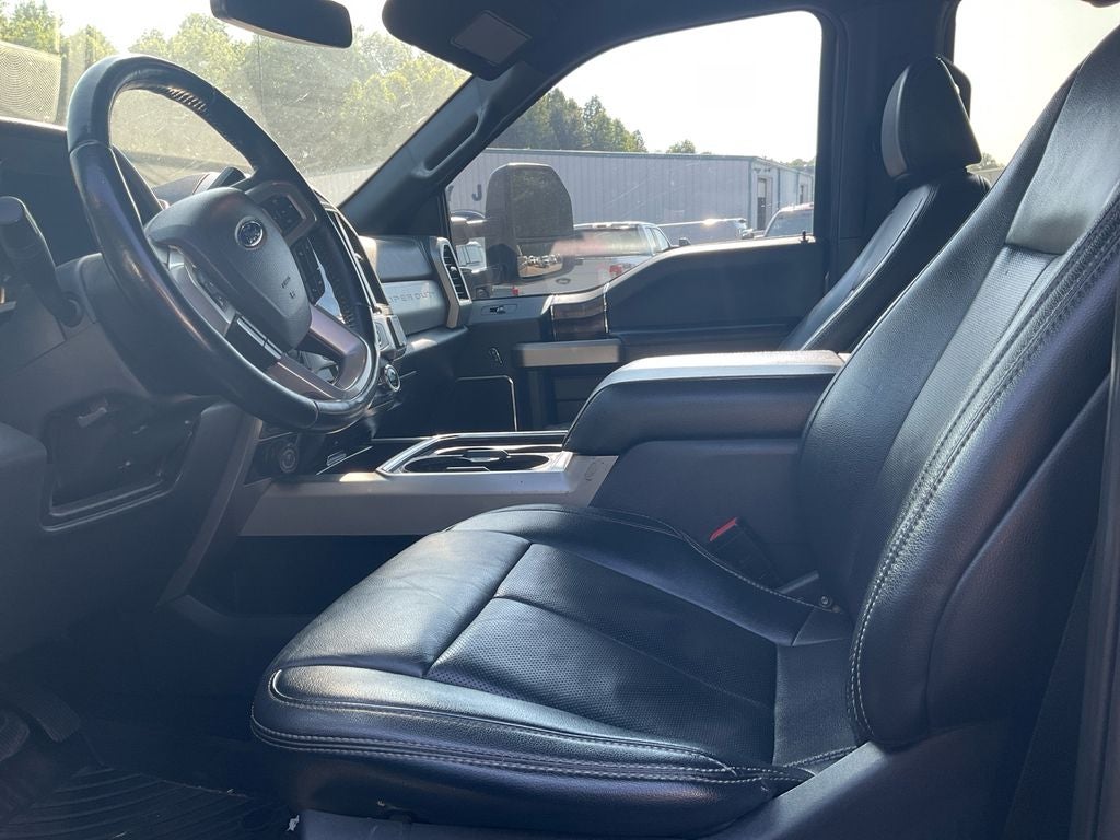 2022 Ford F-350SD Lariat