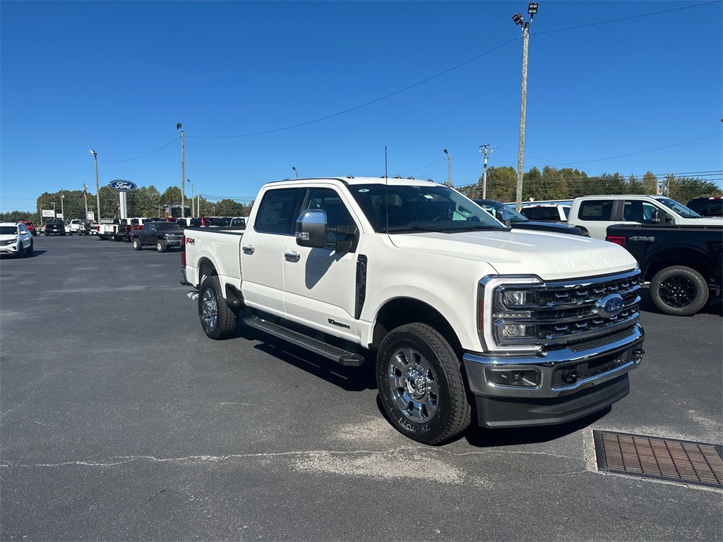 2026 Ford F-350SD Lariat
