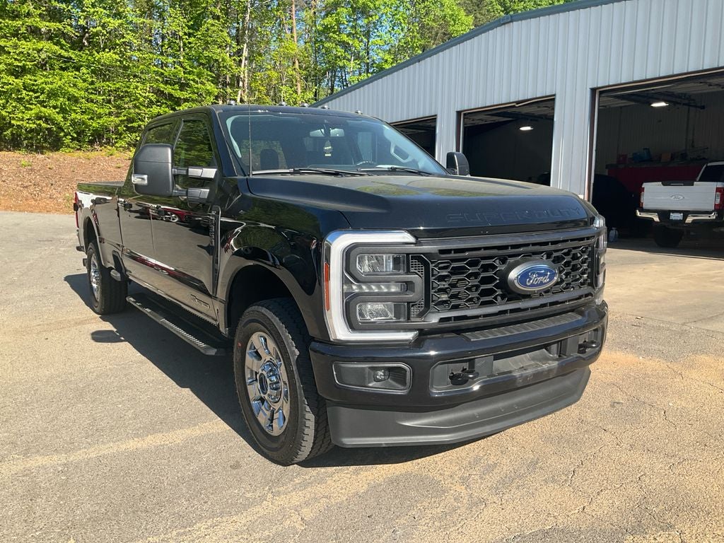 2023 Ford F-350SD XLT