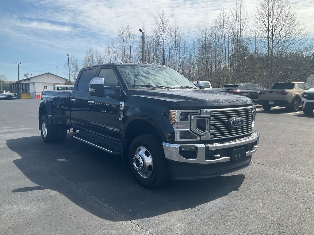 2022 Ford F-350SD Lariat DRW