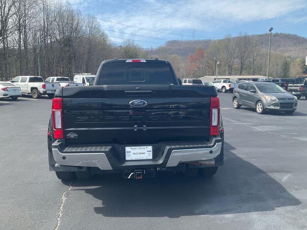 2022 Ford F-350SD Lariat DRW