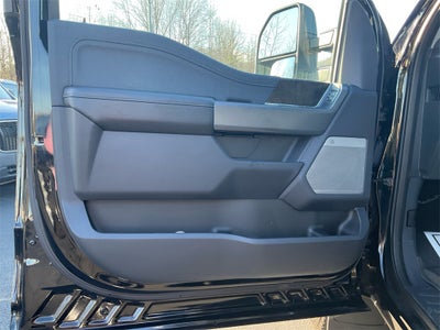 2024 Ford F-350SD Lariat DRW