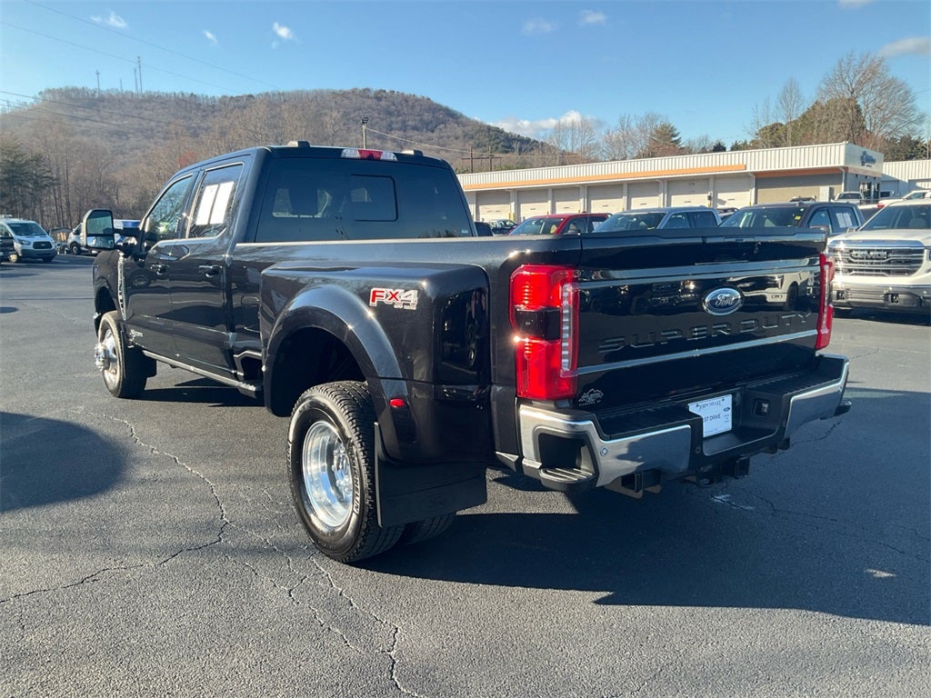 2024 Ford F-350SD Lariat DRW