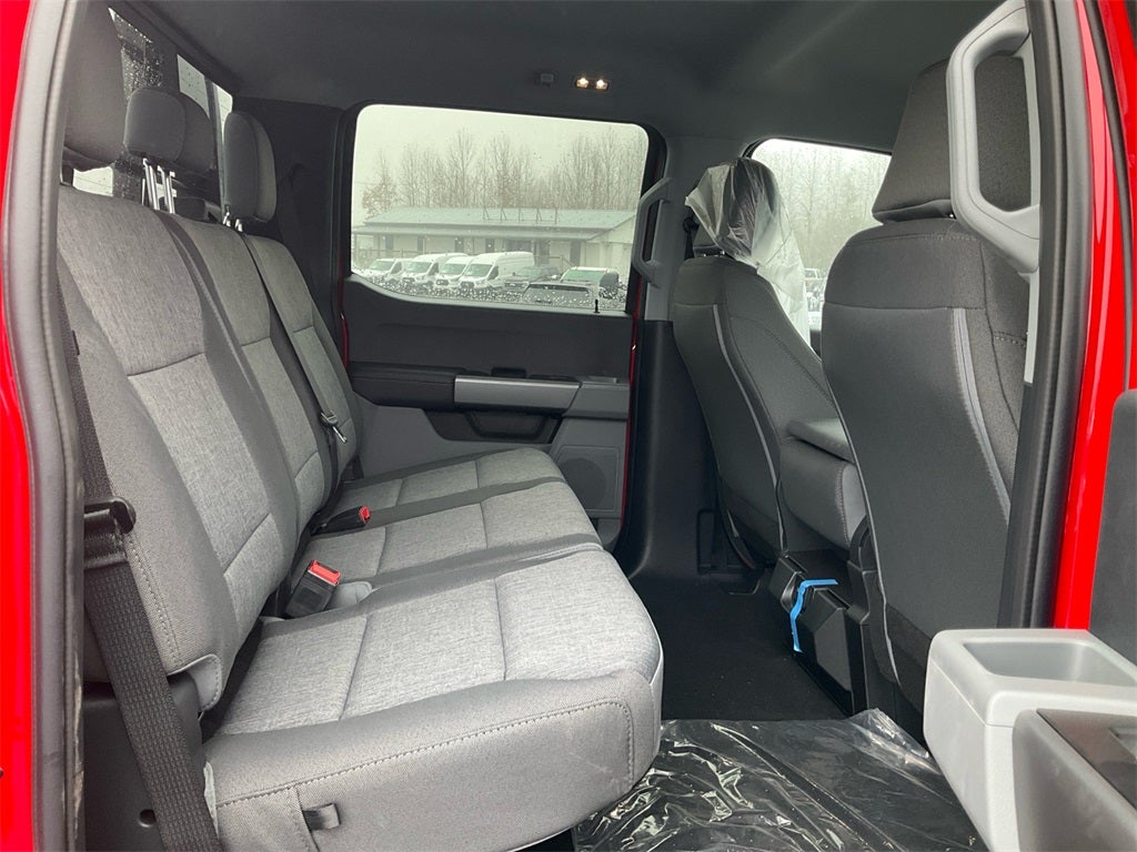 2026 Ford F-350SD XL STX DRW- Skirted Flatbed