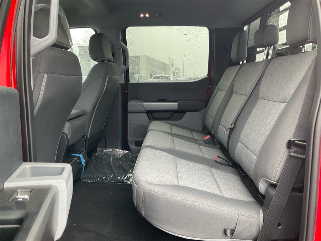 2026 Ford F-350SD XL STX DRW- Skirted Flatbed