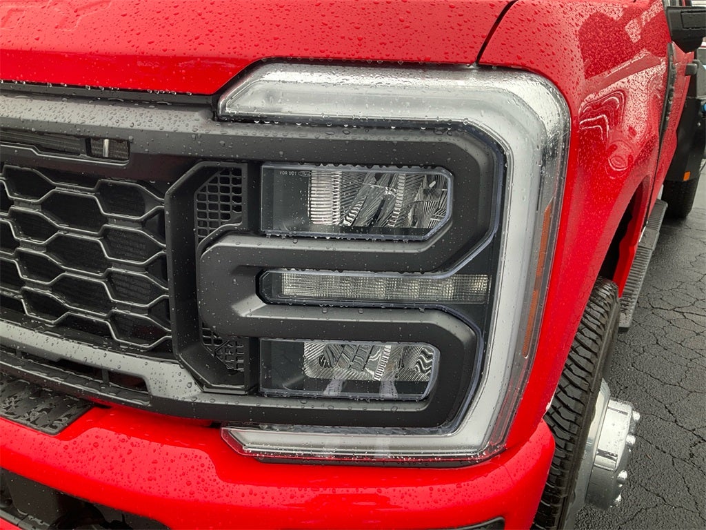 2026 Ford F-350SD XL STX DRW- Skirted Flatbed