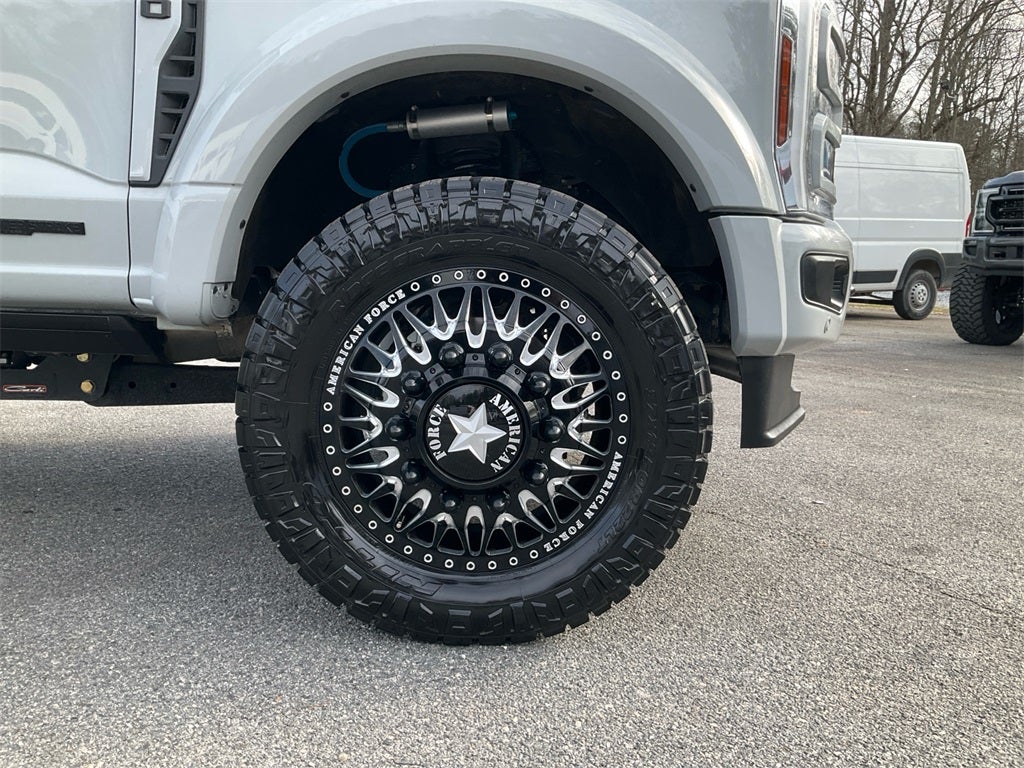 2025 Ford F-450SD Platinum DRW