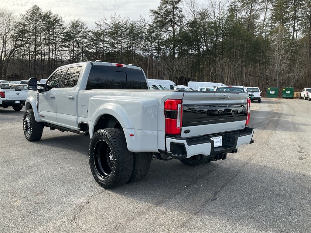 2025 Ford F-450SD Platinum DRW