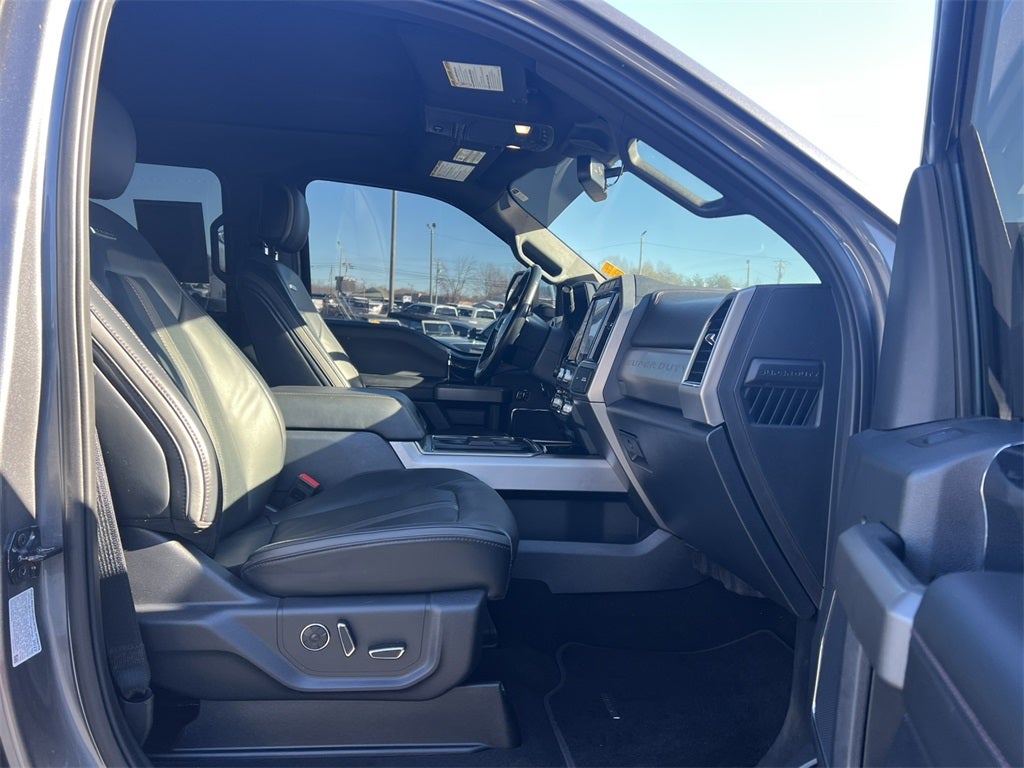 2022 Ford F-450SD Platinum DRW