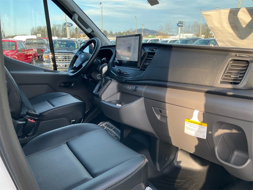 2026 Ford Transit-250 Base MID ROOF