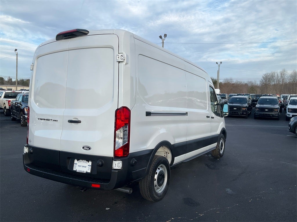 2026 Ford Transit-250 Base MID ROOF