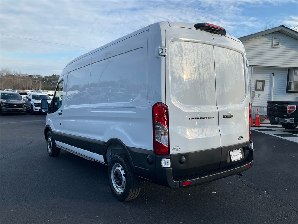 2026 Ford Transit-250 Base MID ROOF