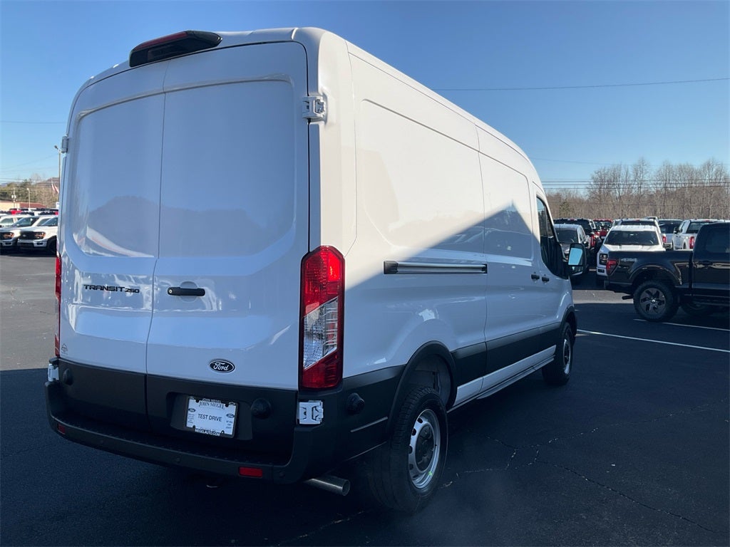 2026 Ford Transit-250 Base MID ROOF