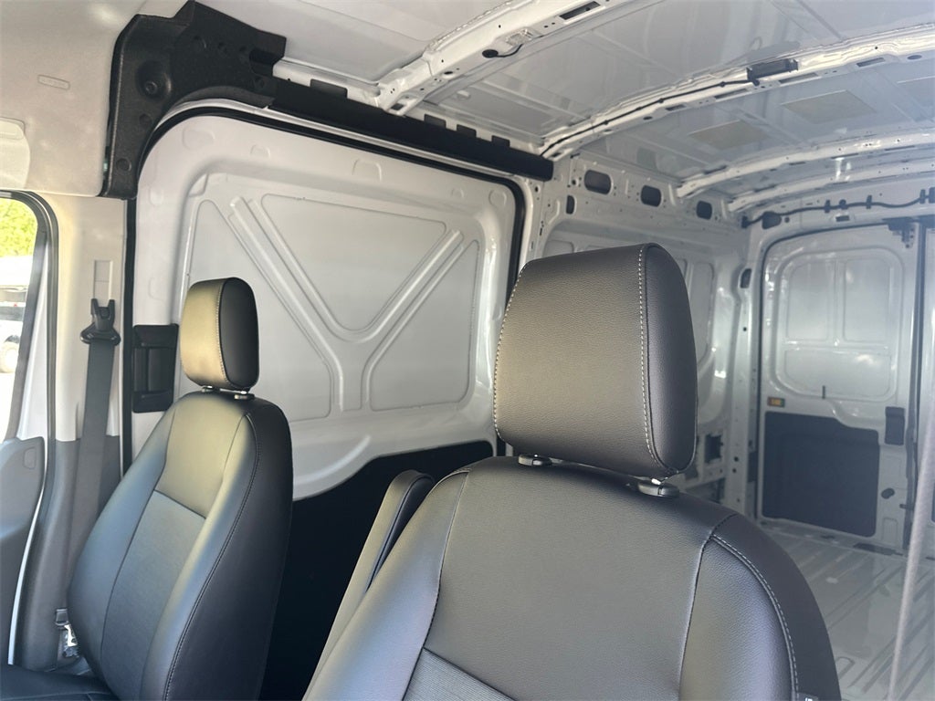 2026 Ford Transit-250 Base MID ROOF