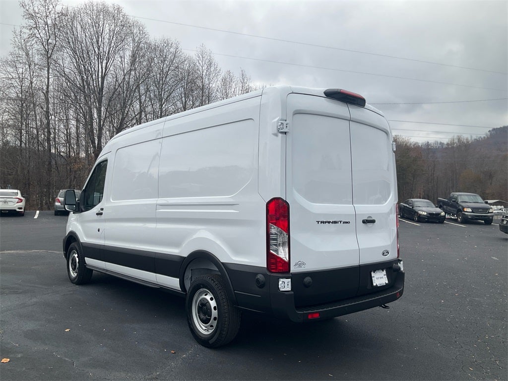 2026 Ford Transit-250 Base MID ROOF