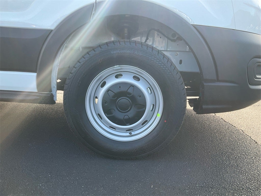 2026 Ford Transit-250 Base MID ROOF