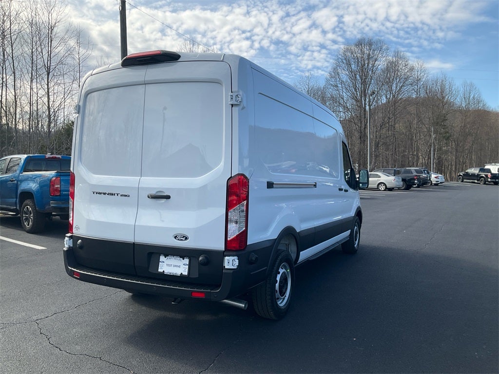 2026 Ford Transit-250 Base MID ROOF