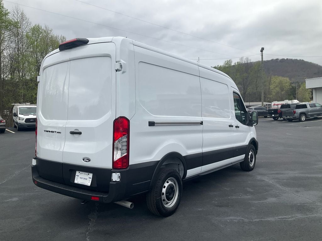 2026 Ford Transit-250 Base MID ROOF