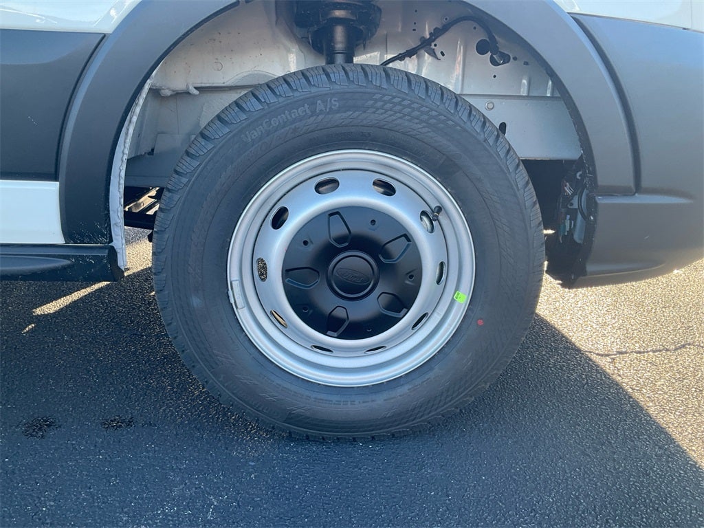 2026 Ford Transit-250 Base MID ROOF