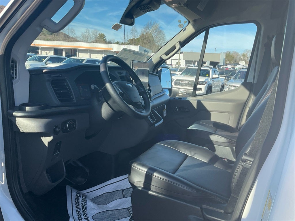 2026 Ford Transit-250 Base MID ROOF