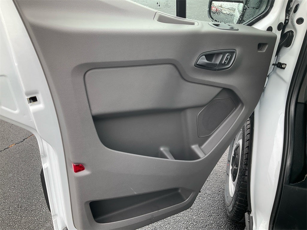 2026 Ford Transit-250 Base MID ROOF