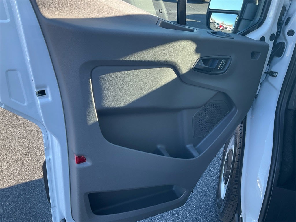 2026 Ford Transit-250 Base MID ROOF