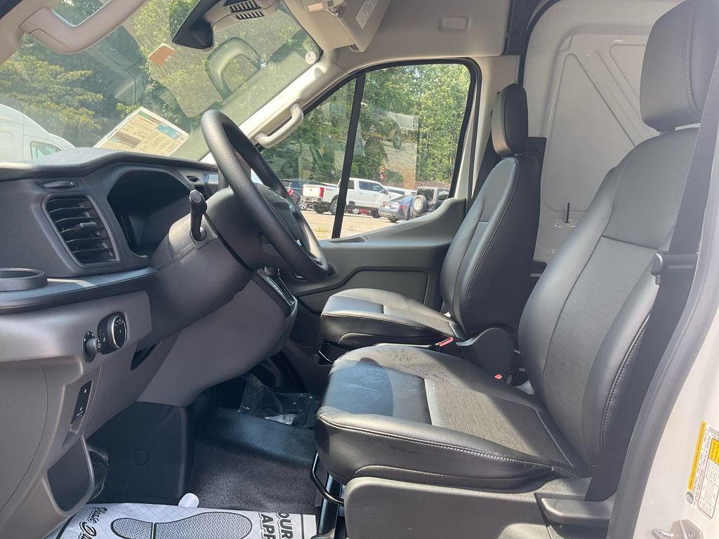 2026 Ford Transit-250 Base MEDIUM ROOF