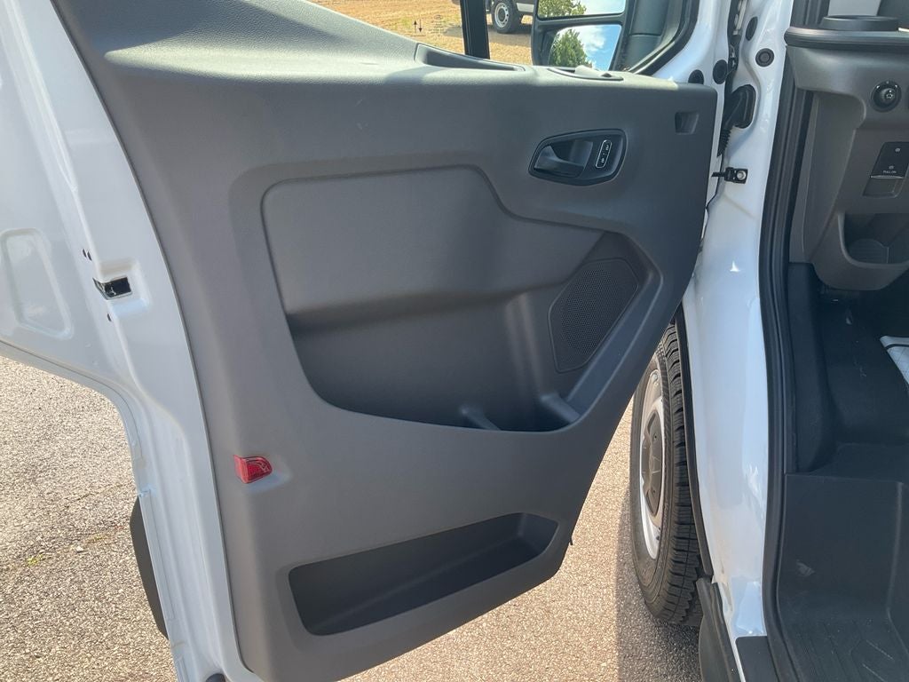 2026 Ford Transit-250 Base MEDIUM ROOF