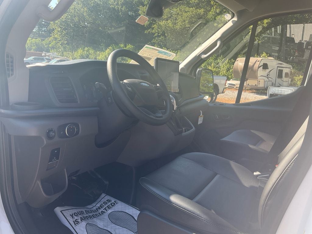 2026 Ford Transit-250 Base MEDIUM ROOF