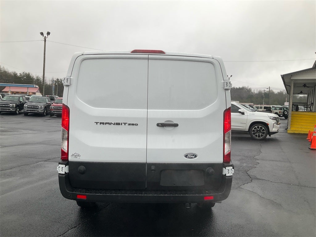 2026 Ford Transit LOW ROOF