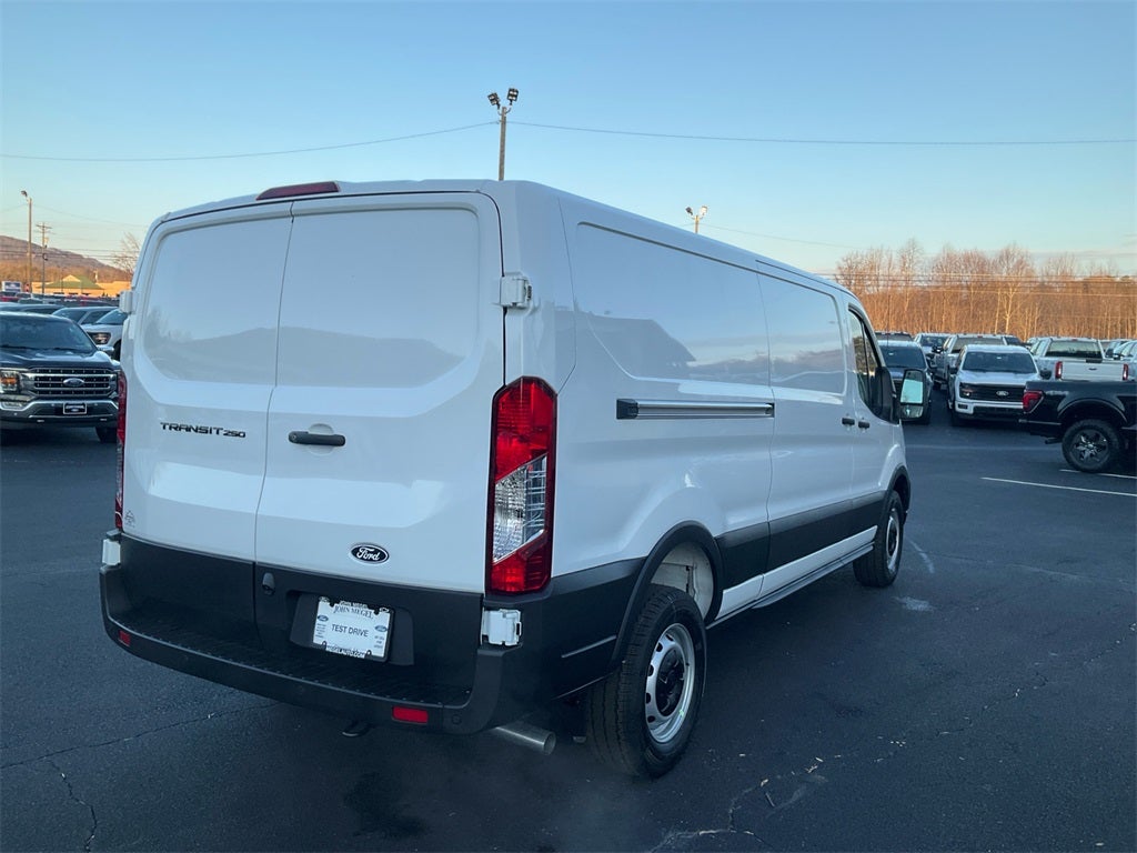 2026 Ford Transit-250 Base LOW ROOF